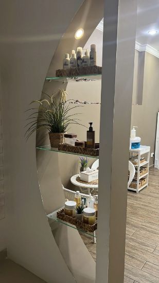 Picture of صالون نسائي متكامل في السالمية