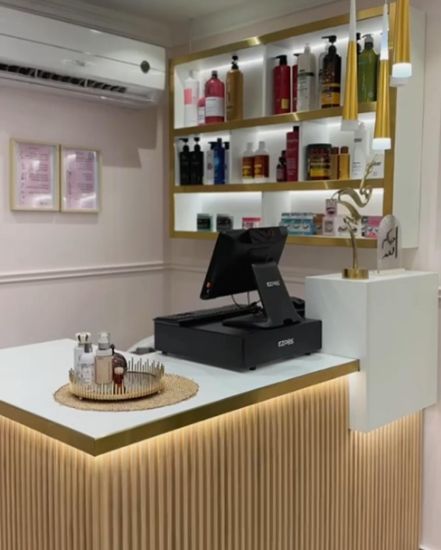 Picture of  صالون نسائي بمنطقه الجابريه  