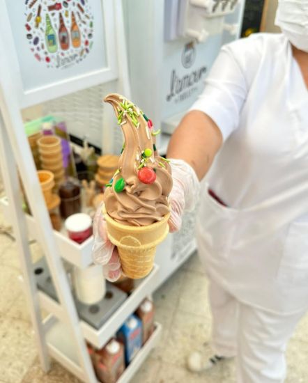 Picture of مكاين تقدم خدمات اكل متنوعة