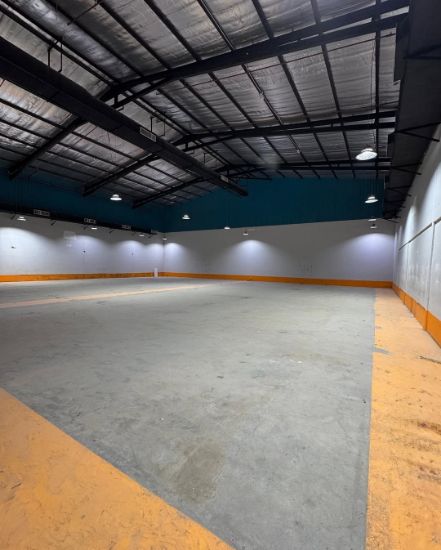 Picture of للإيجار مخزن في شويخ الصناعية