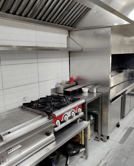 Picture of مطعم قائم في السالميه 