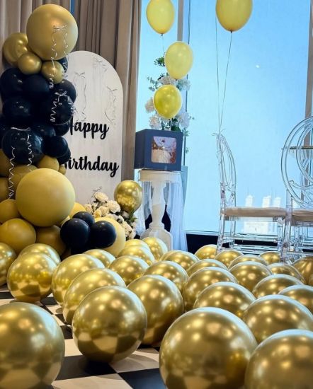 Picture of مطعم بشرق مع اطلالة بانورامية على البحر