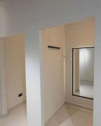 Picture of محل ملابس في مجمع ميار