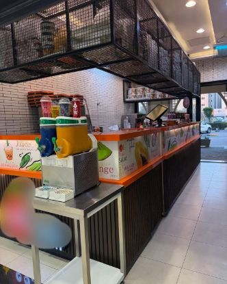 Picture of محل عصير مع المعدات