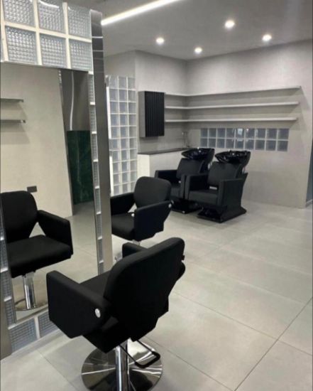 Picture of  صالون نسائي في منطقة صباح السالم قطعه 1 