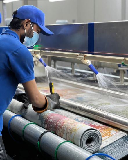 Picture of مكينة غسيل سجاد