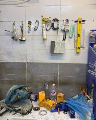 Picture of معرض مع ورشه للاعلانات المضيئه و طباعه الرول اب