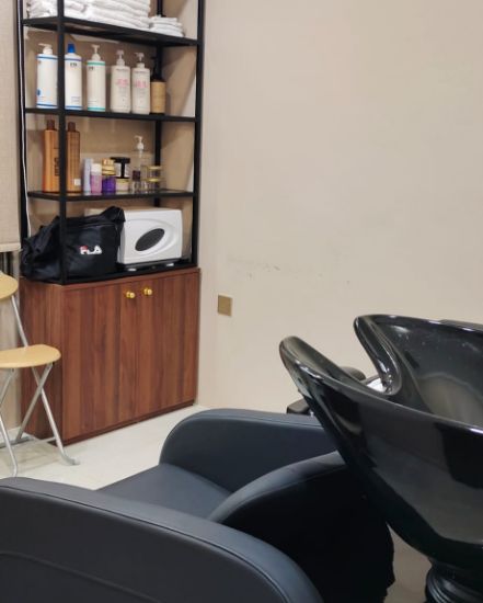 Picture of  صالون في منطقة الفروانيه 